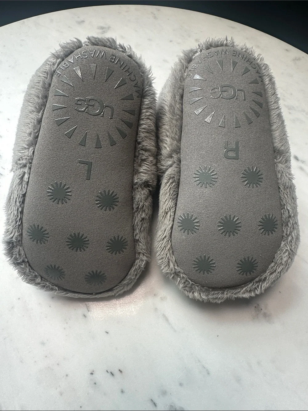 UGG Gray Plush Infant Hook-and-Loop Booties Size 02/03 Small